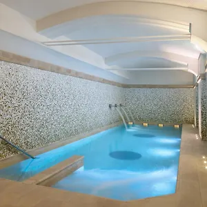 Otel Galles, Milano