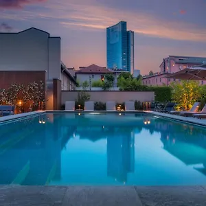 Otel Crowne Plaza By Ihg, Milano